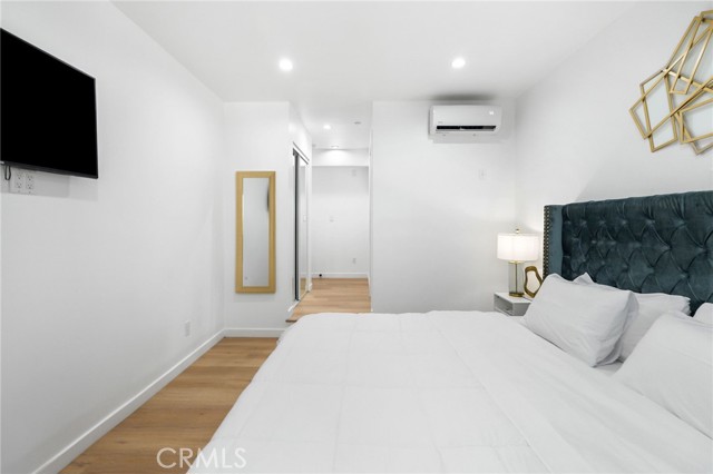 MLS #SR25220437 image #4