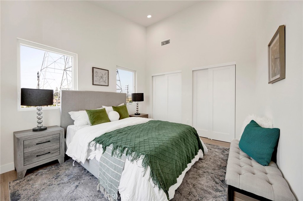 MLS #SR25220610 image #16