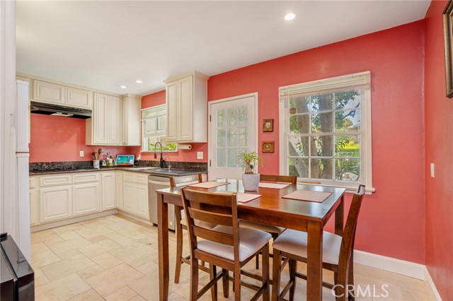MLS #SR25220652 image #6