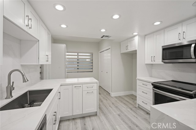 MLS #SR25220703 image #10