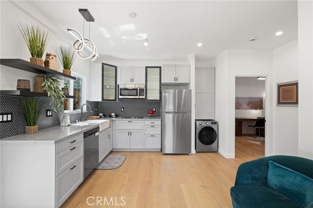 MLS #SR25220783 image #2