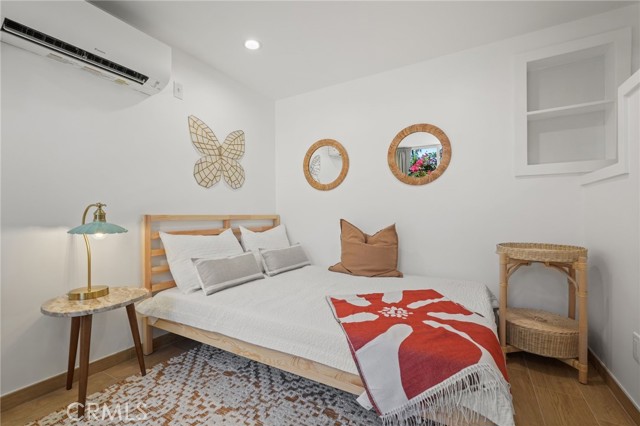 MLS #SR25220784 image #9