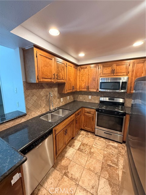 MLS #SR25220837 image #10