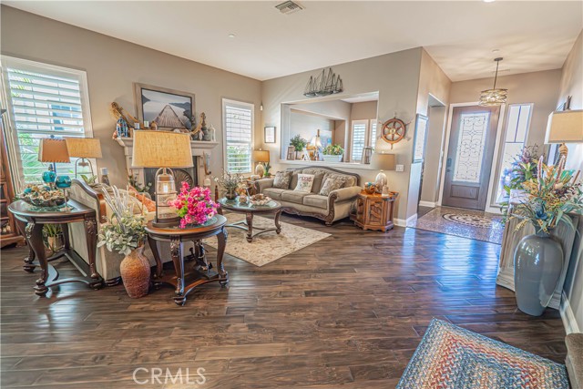 MLS #SR25220846 image #8