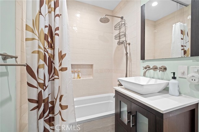 MLS #SR25220931 image #10