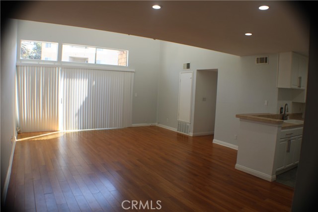 MLS #SR25221158 image #10