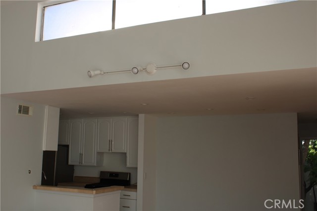 MLS #SR25221158 image #11