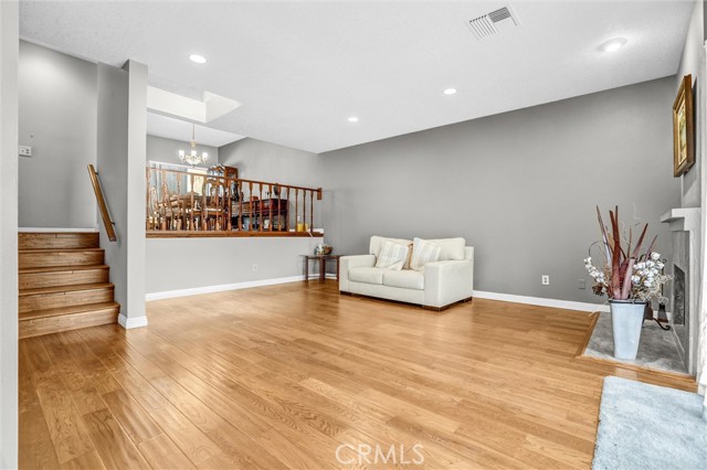 MLS #SR25221201 image #2