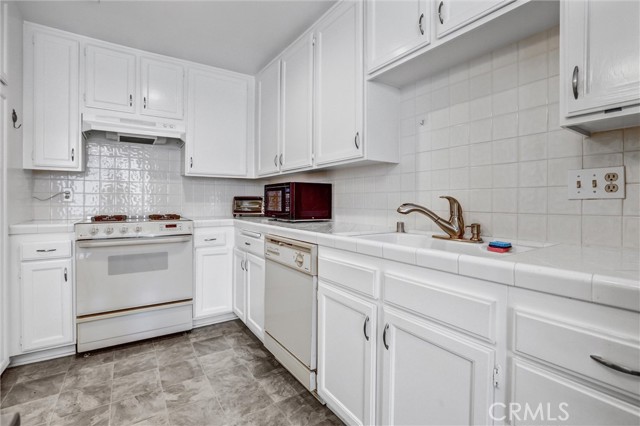 MLS #SR25221201 image #8