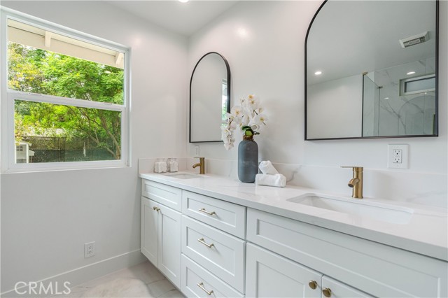 MLS #SR25221337 image #18