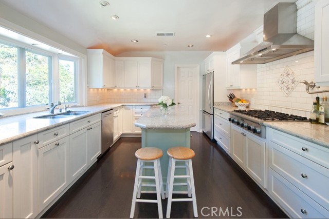 MLS #SR25221339 img 3