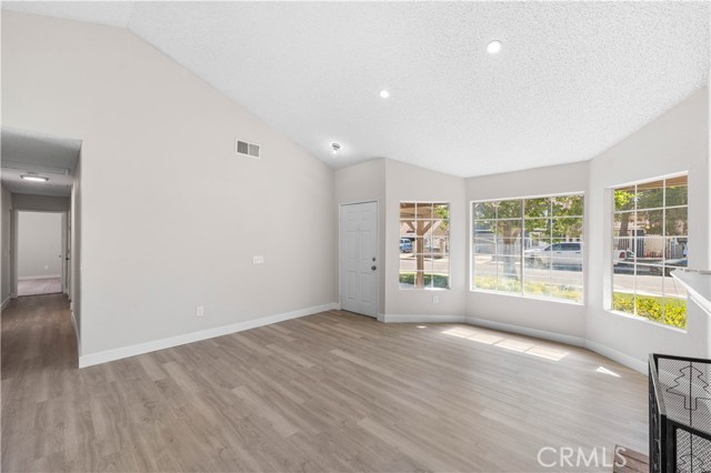 MLS #SR25221558 image #7