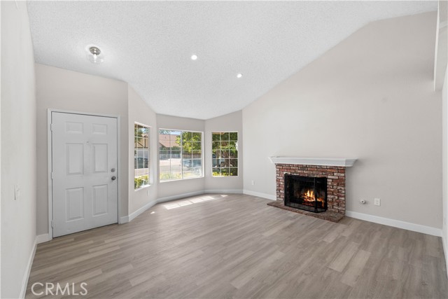 MLS #SR25221558 image #8