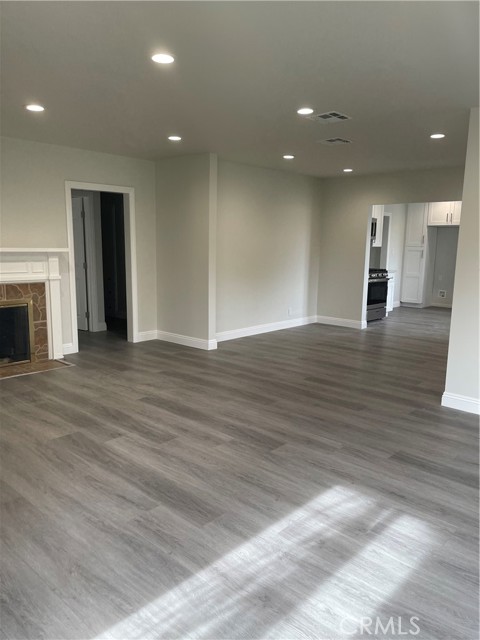 MLS #SR25221618 image #2