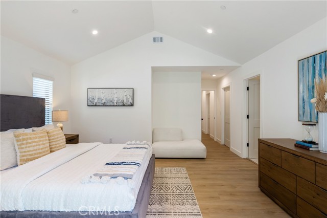 MLS #SR25221684 image #8