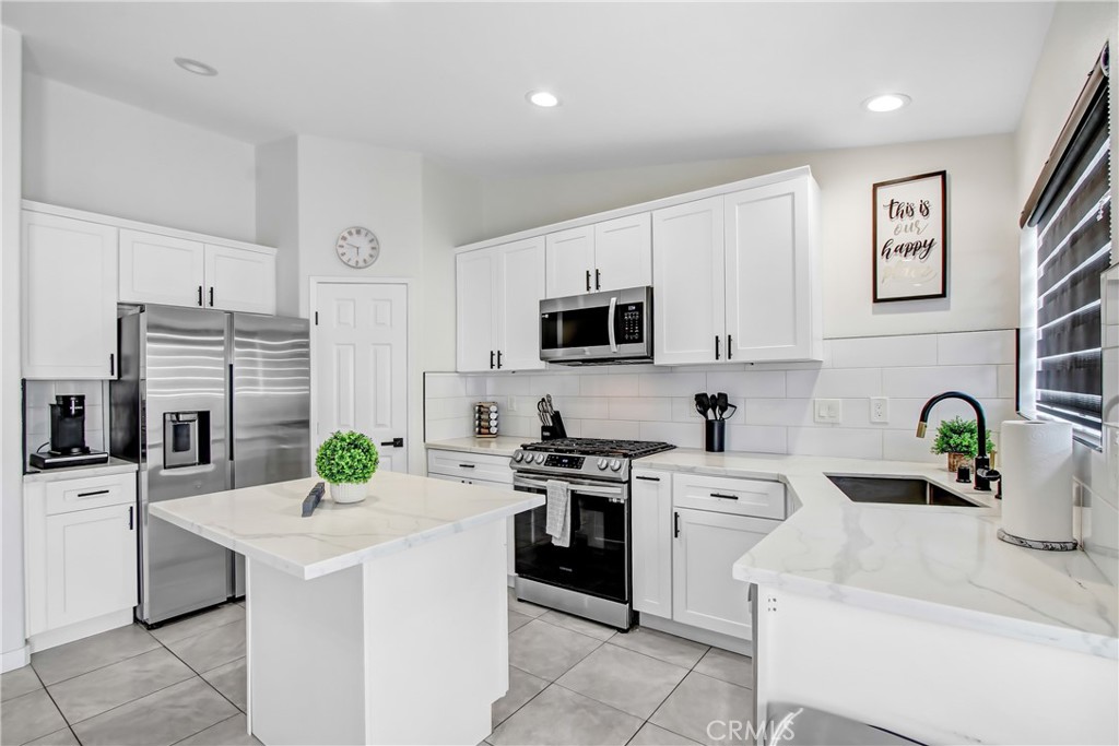 MLS #SR25221861 image #12