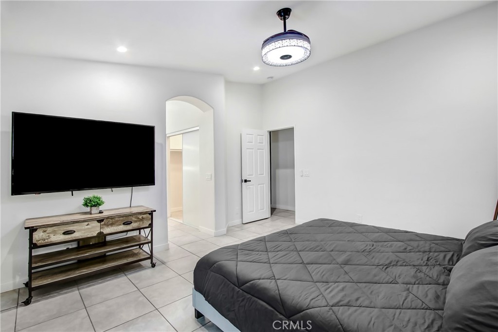 MLS #SR25221861 image #19