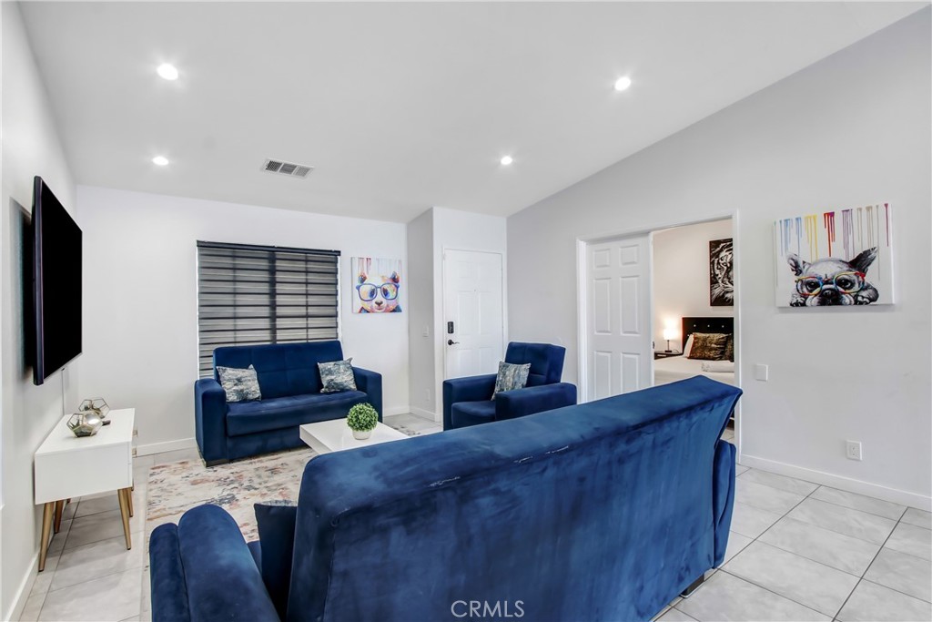 MLS #SR25221861 image #4