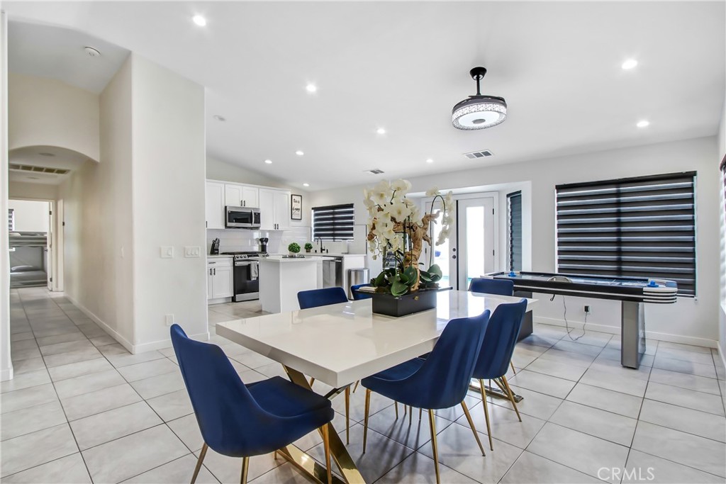 MLS #SR25221861 image #9