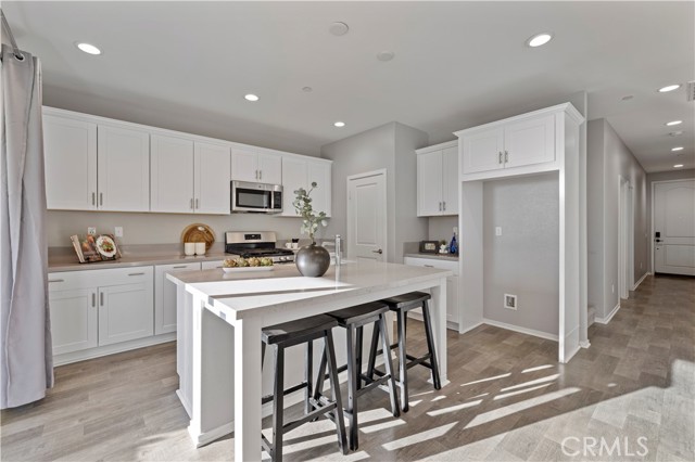 MLS #SR25222219 image #8