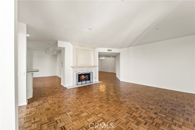 MLS #SR25222384 image #9