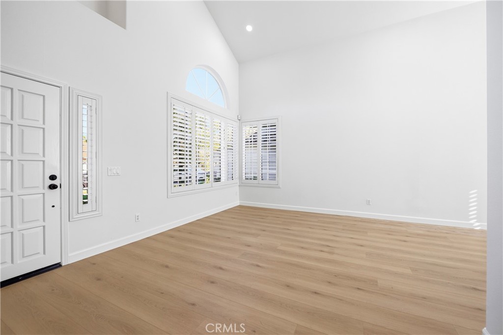 MLS #SR25222547 image #3