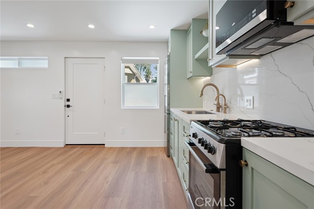 MLS #SR25222618 image #10