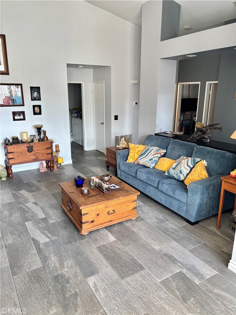 MLS #SR25222829 image #7