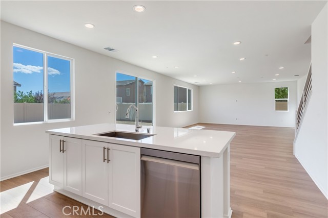 MLS #SR25222854 image #5