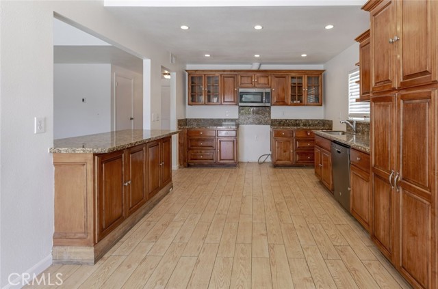 MLS #SR25223001 image #9