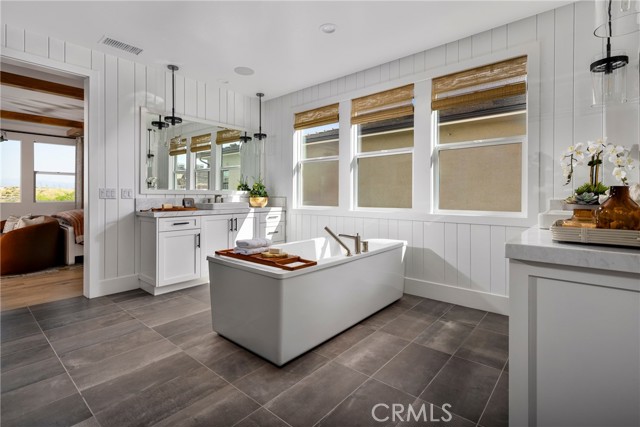 MLS #SR25223025 image #10