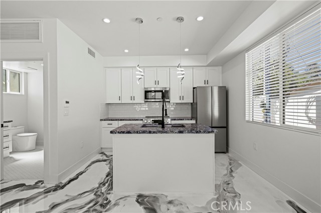 MLS #SR25223216 image #2