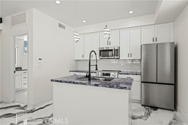 MLS #SR25223216 image #3