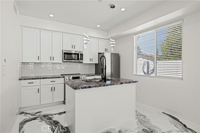 MLS #SR25223216 image #4