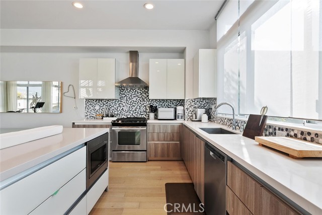 MLS #SR25223229 image #13