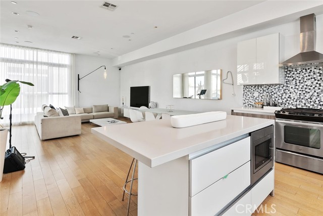 MLS #SR25223229 image #14