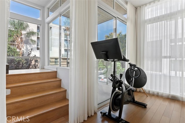 MLS #SR25223229 image #16