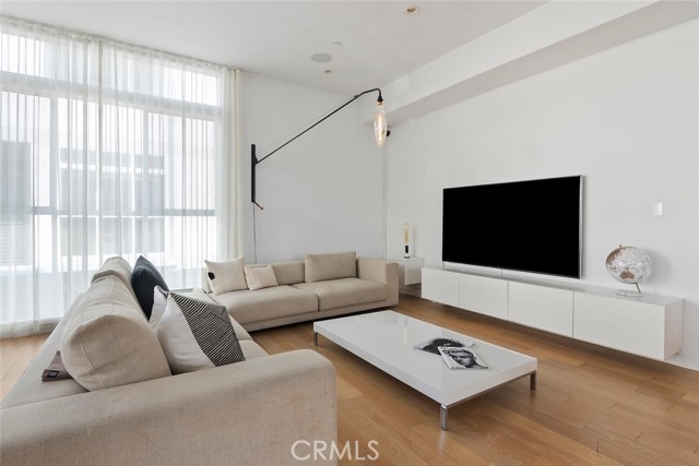 MLS #SR25223229 image #8