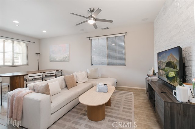 MLS #SR25223266 image #4