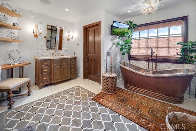 MLS #SR25223370 image #18