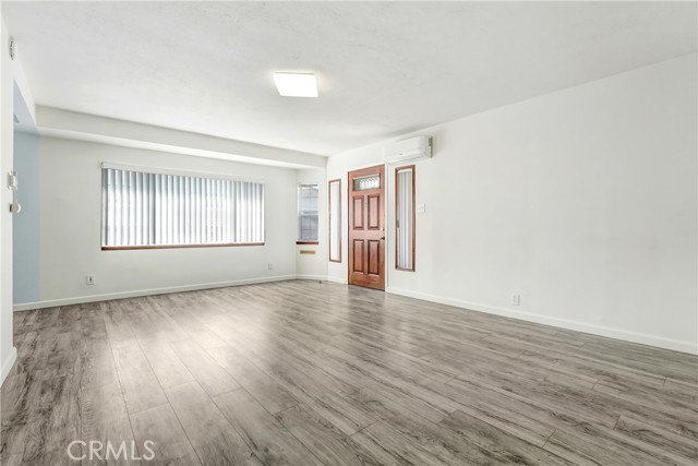 MLS #SR25223410 image #2