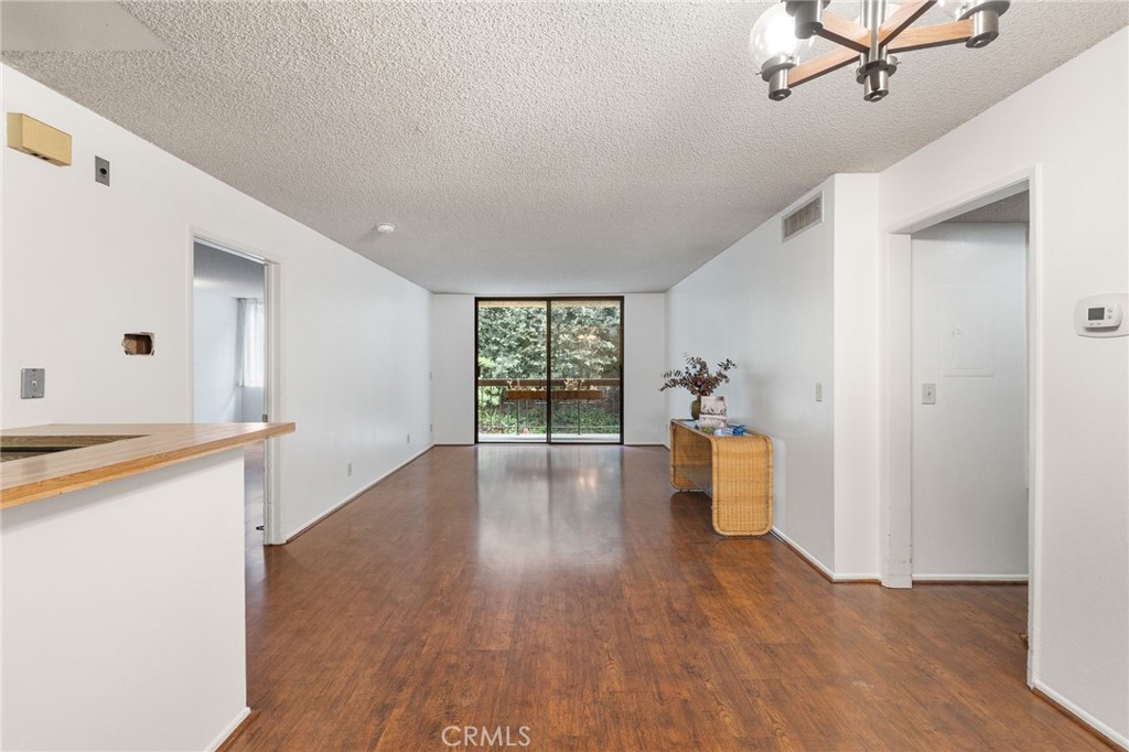 MLS #SR25223518 image #1