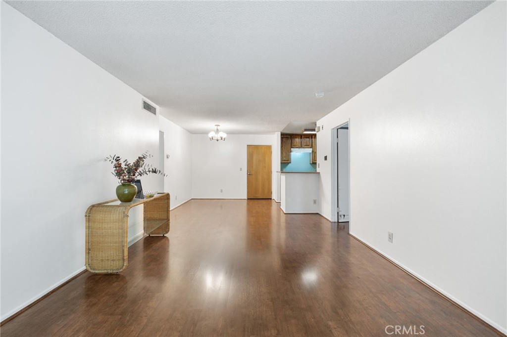 MLS #SR25223518 image #2