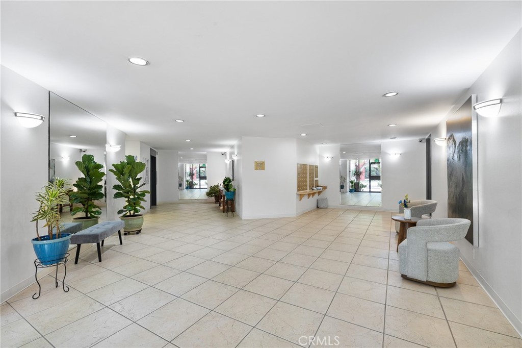 MLS #SR25223518 image #30