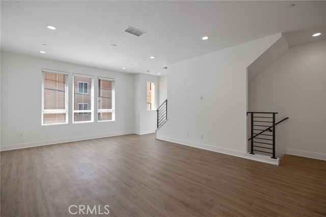 MLS #SR25223638 image #2