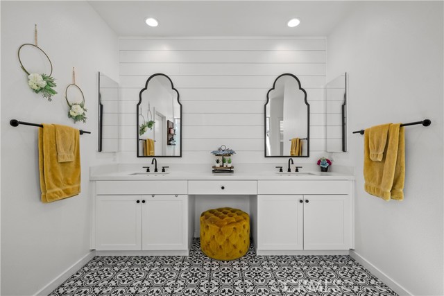 MLS #SR25223791 image #8