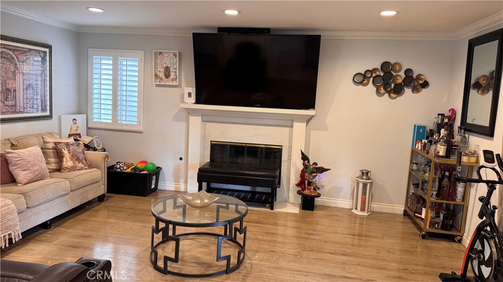 MLS #SR25223846 image #1