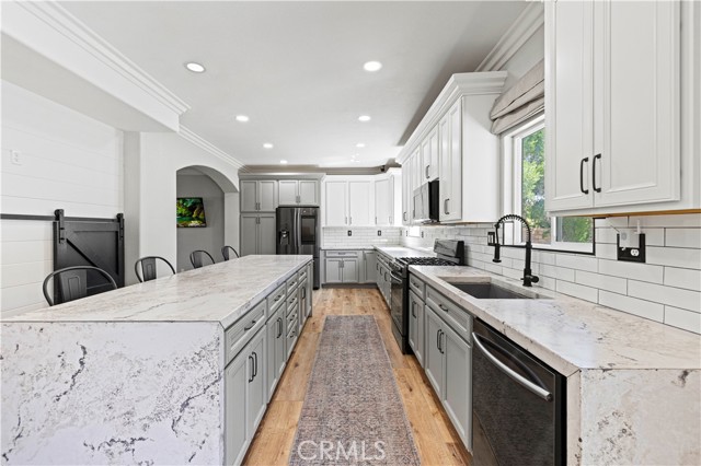 MLS #SR25224160 image #11