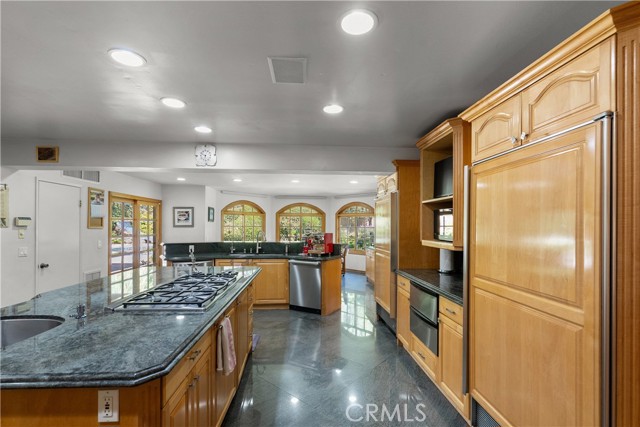 MLS #SR25224602 image #11