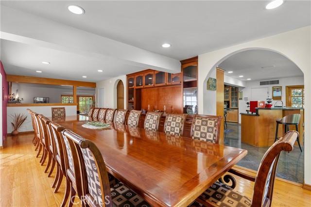 MLS #SR25224602 image #16